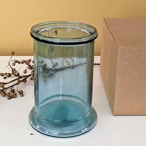 Ei8hteen Karat 5" Aqua Glass Straight Vase
